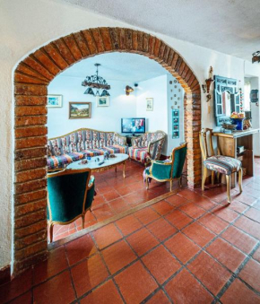 CASA DANIELS